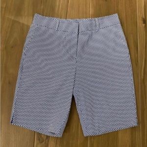 ANN TAYLOR bermuda shorts - blue & white print - size 8